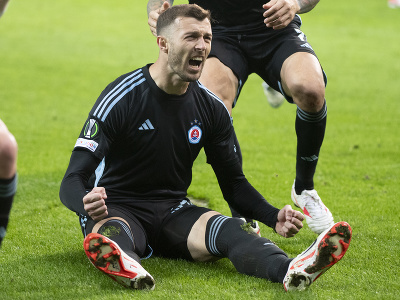 Aleksandar Čavrič (Slovan) sa teší z gólu