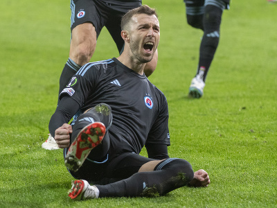 Aleksandar Čavrič (Slovan) sa teší z gólu z penalty