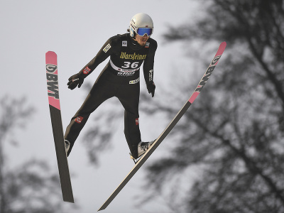 Nórsky skokan na lyžiach Johann Andre Forfang sa stal víťazom sobotňajšieho podujatia Svetového pohára vo Willingene