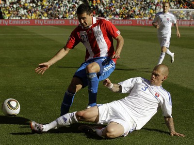 Martin Škrtel v obrane