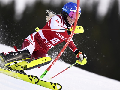 Katharina Truppeová počas slalomu žien v Are