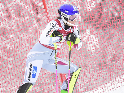 Na snímke slovenská lyžiarka reprezentujúca Českú republiku Martina Dubovská vypadla v 1. kole