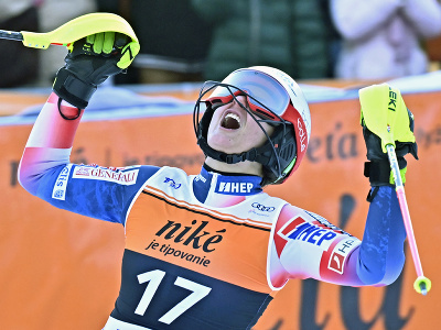 Chorvátska lyžiarka Zrinka Ljutičová reaguje v cieli druhého kola slalomu žien v rámci Svetového pohára v alpskom lyžovaní v Jasnej 