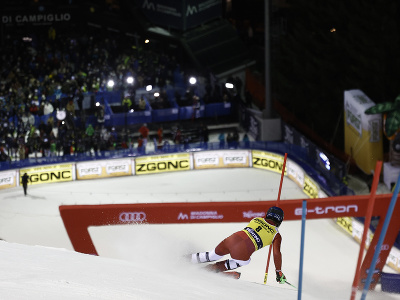 Rakúsky lyžiar Marco Schwarz triumfoval v slalome v talianskom stredisku Madonna di Campiglio 
