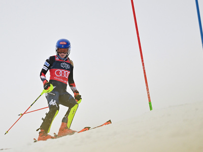 Americká lyžiarka Mikaela Shiffrinová vypadla v 1. kole slalomu Svetového pohára v slovinskej Kranjskej Gore