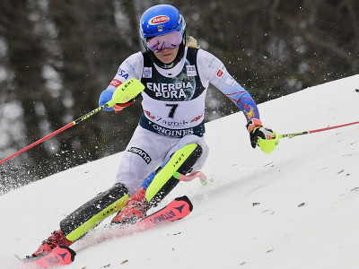 Na snímke americká lyžiarka Mikaela Shiffrinová v prvom kole slalomu žien Svetového pohára v alpskom lyžovaní v Záhrebe 4. januára 2022