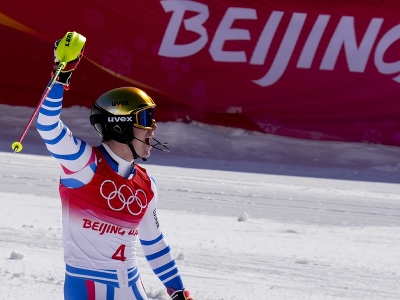 Francúzsky lyžiar Clement Noel zvíťazil v stredajšom slalome na ZOH 2022 v Pekingu