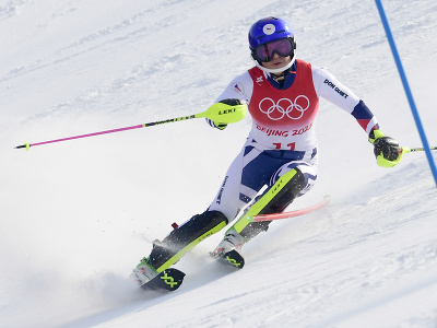 Na snímke slovenská lyžiarka reprezentujúca Českú republiku Martina Dubovská v 1.kole slalomu žien v alpskom lyžovaní na ZOH 2022 v Pekingu