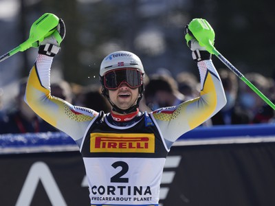 Sebastian Foss Solevaag  získal zlato v slalome