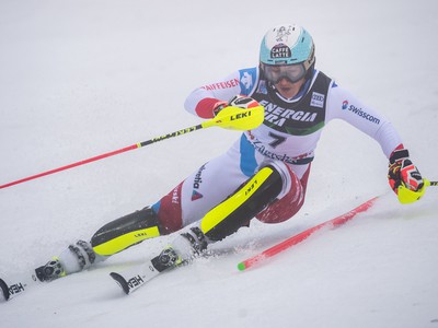 Švajčiarska lyžiarka Wendy Holdenerová na trati v 1. kole  slalomu žien Svetového pohára v alpskom lyžovaní v Záhrebe