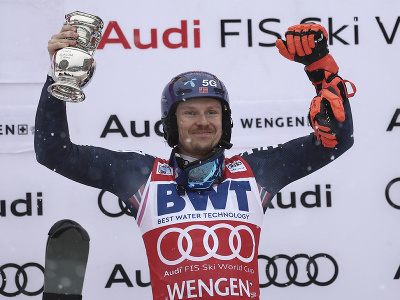 Henrik Kristoffersen ovládol slalom vo Wengene