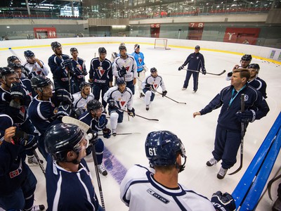 Hokejisti Slovana začali pod vedením trénera Čadu letnú prípravu