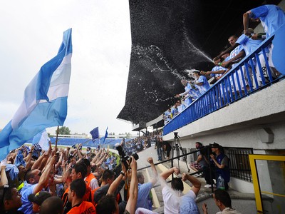 Hráči ŠK Slovan Bratislava a fanúškovia 
