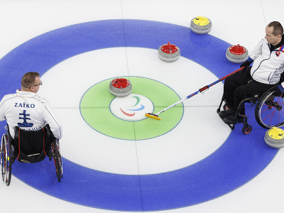 Slovenskí reprezentanti v curlingu