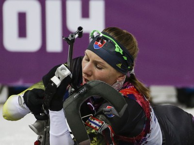 Slovenská reprezentantka Anastasia Kuzminová v biatlonových stíhacích pretekoch na 10 km