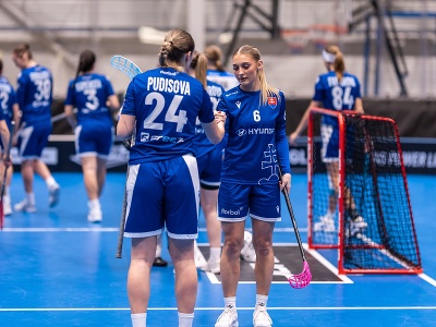 Slovenské florbalistky reagujú po