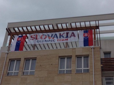Slovenské symboly v olympijskej dedine