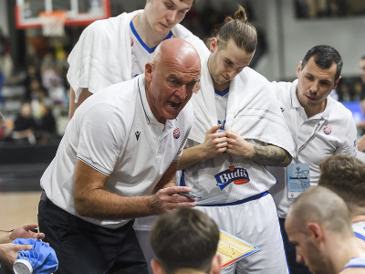Na snímke tréner slovenskej basketbalej reprezentácie Aramis Naglič počas kvalifikačného zápasu C-skupiny o postup na ME 2025 v basketbale mužov Slovensko - Belgicko