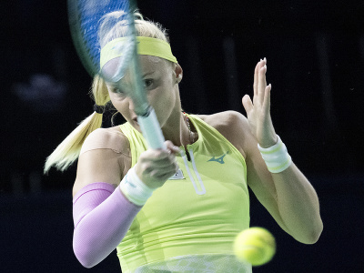 Slovenská tenistka Rebecca Šramková v druhom súboji finále Pohára Billie Jean Kingovej