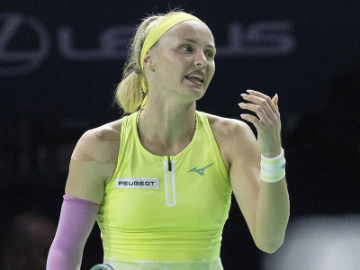 Slovenská tenistka Rebecca Šramková v druhom súboji finále Pohára Billie Jean Kingovej