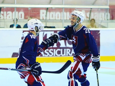 Slovenskí reprezentanti sa radujú