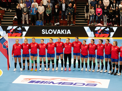 Na snímke hádzanárky Slovenska