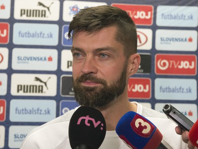 Slovenský futbalový reprezentant Matúš Kozáčik na zraze pred kvalifikačným zápasom MS 2018 Slovenska proti Anglicku 