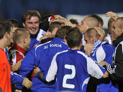 Radosť slovenských futbalistov po