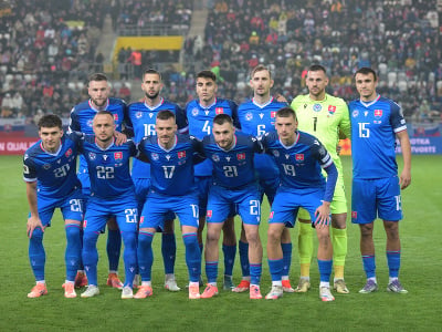 Hráči Slovenska pózujú pred