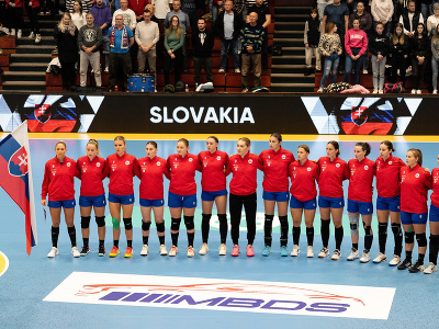 Na snímke hádzanárky Slovenska