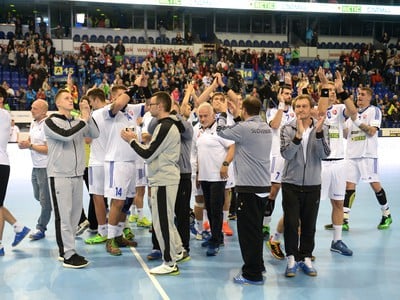 Hráči Slovenska ďakujú fanúšikom