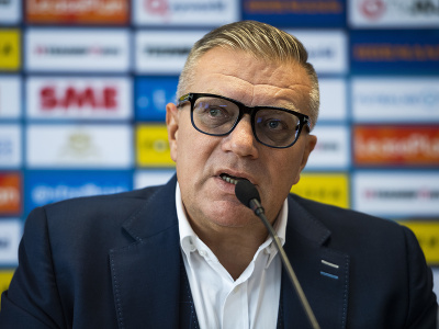 Na snímke prezident Slovenského futbalového zväzu (SFZ) Ján Kováčik počas tlačovej konferencie