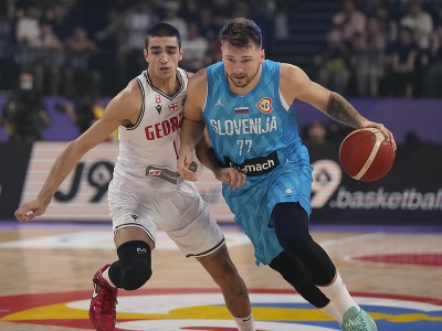 Slovinský basketbalista Luka Dončič
