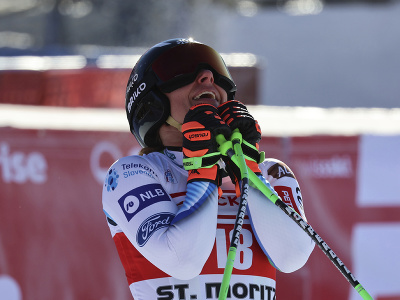 Slovinka Ilha Štuhecová sa teší v cieli zjazdu Svetového pohára alpských lyžiarok vo švajčiarskom stredisku St. Moritz