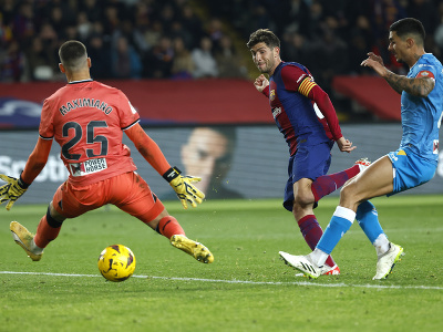 Sergi Roberto dáva gól Barcelony