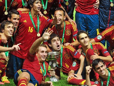 Víťazné oslavy triumfujúcich Španielov