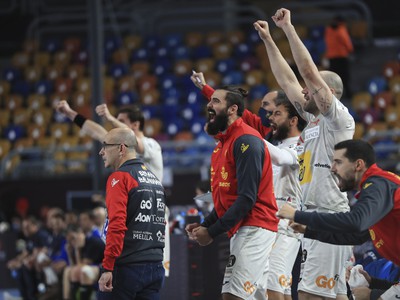 Španieli získali bronz po triumfe nad Francúzskom