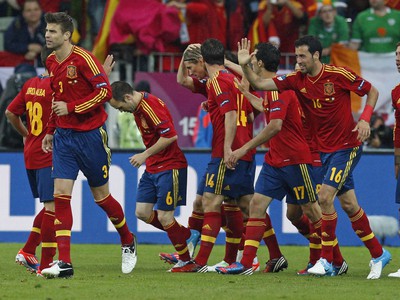 Gólová radosť hráčov Španielska