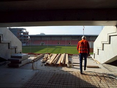 Nový štadión Trnavy City Arena rastie navonok aj vnútri