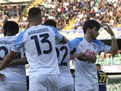 Futbalisti SSC Neapol sa radujú z góla