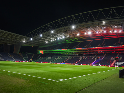 Štadión Estadio do Dragao, ktorý bude dejiskom súboja Portugalsko - Slovensko