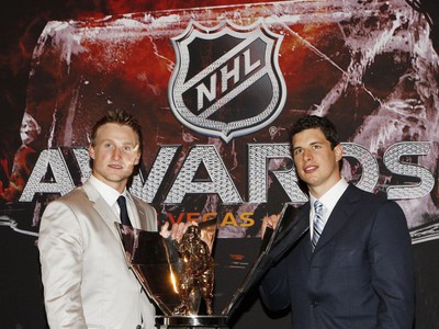 Stamkos a Crosby sa podelili o Maurice Richard Trophy