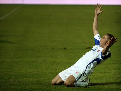 Stanislav Šesták sa teší z gólu na 1:0
