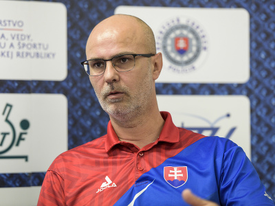Tréner slovenskej ženskej stolnotenisovej