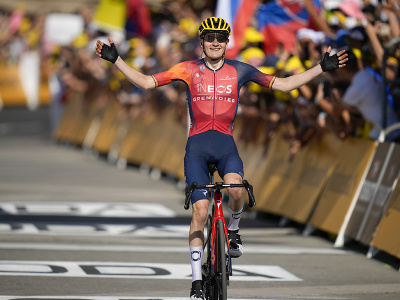 Carlos Rodriguez a jeho víťazné oslavy v cieli štrnástej etapy Tour