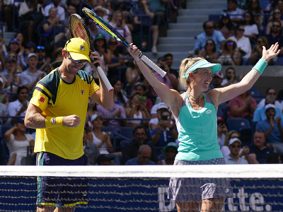 Austrálčania Storm Sandersová a John Peers získali titulu v mixe na záverečnom grandslamovom turnaji sezóny US Open.