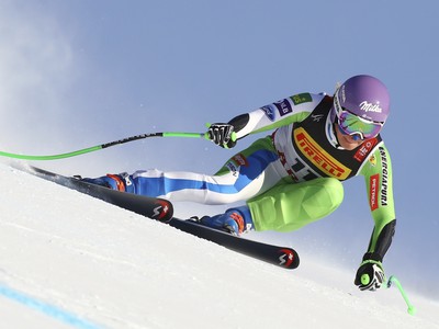 Slovinská zjazdárka Ilka Štuhecová na trati Super G na majstrovstvách sveta v alpskom lyžovaní vo švédskom Are