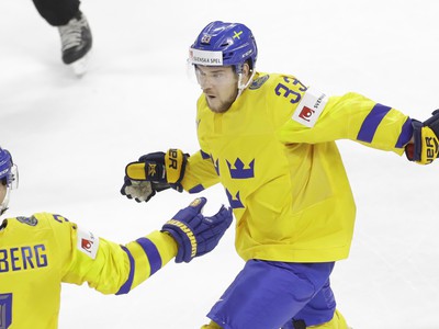 Viktor Arvidsson oslavuje gól