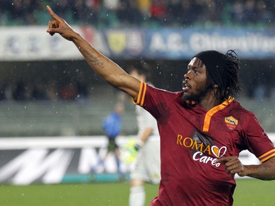 Gervinho oslavuje vedúci gól