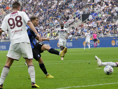 Nicolo Barella dáva druhý gól Interu